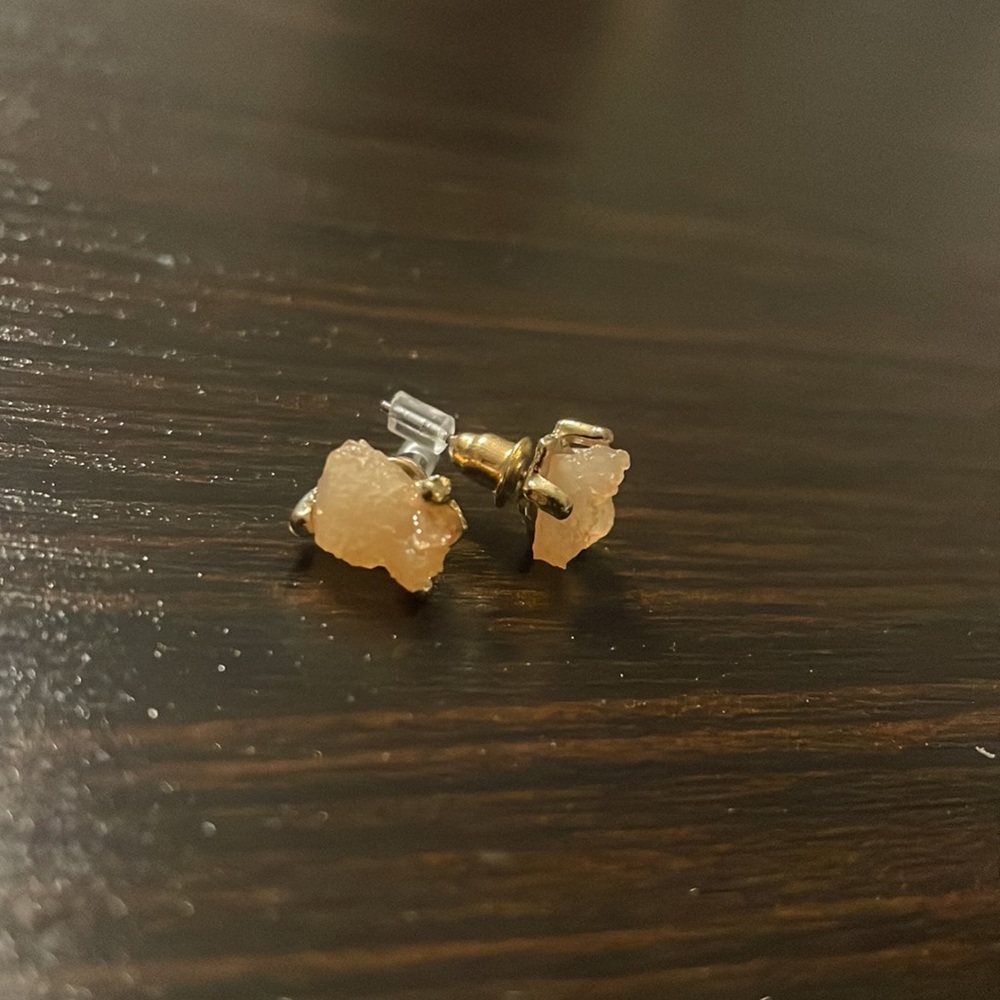 Peachy nude faux stone post earrings